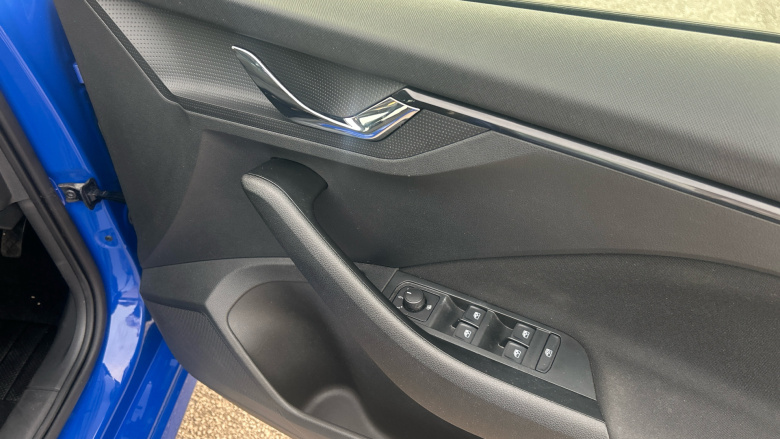 Skoda Kamiq 1.0 TSI 95 SE 5dr Petrol Hatchback